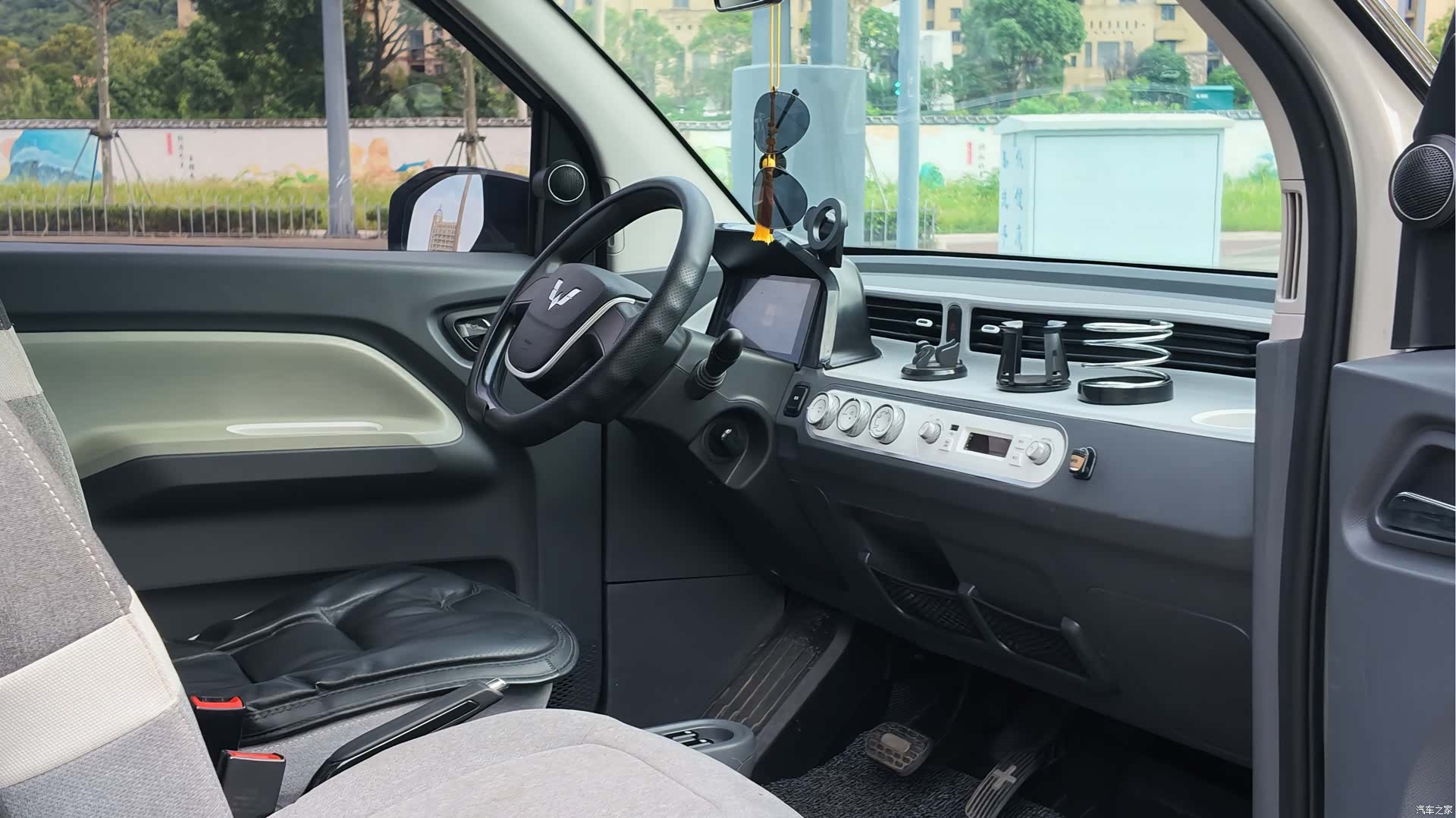 Wuling MINIEV, 2022 15