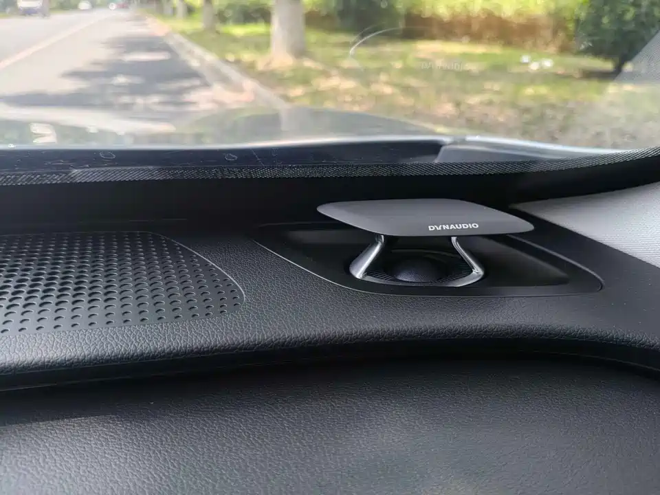 XPENG P7