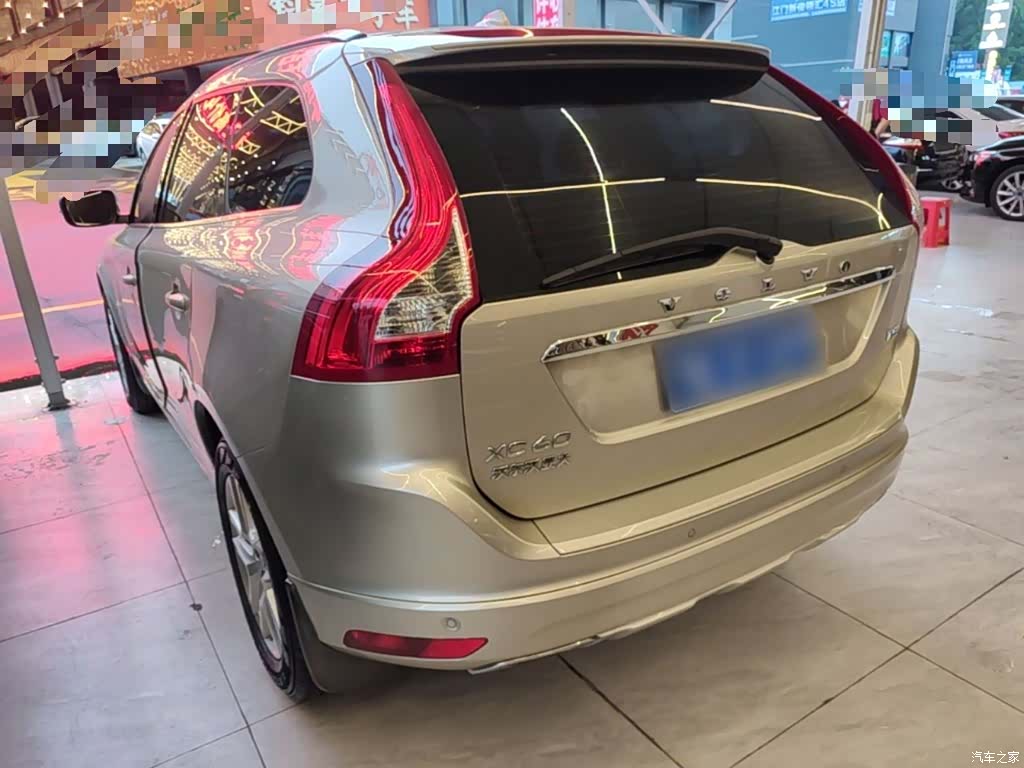 Volvo XC60, 2017 все фото