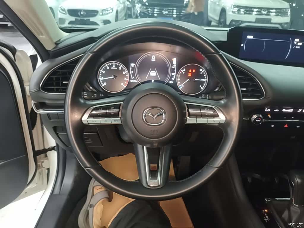 Mazda Mazda3, 2021 11