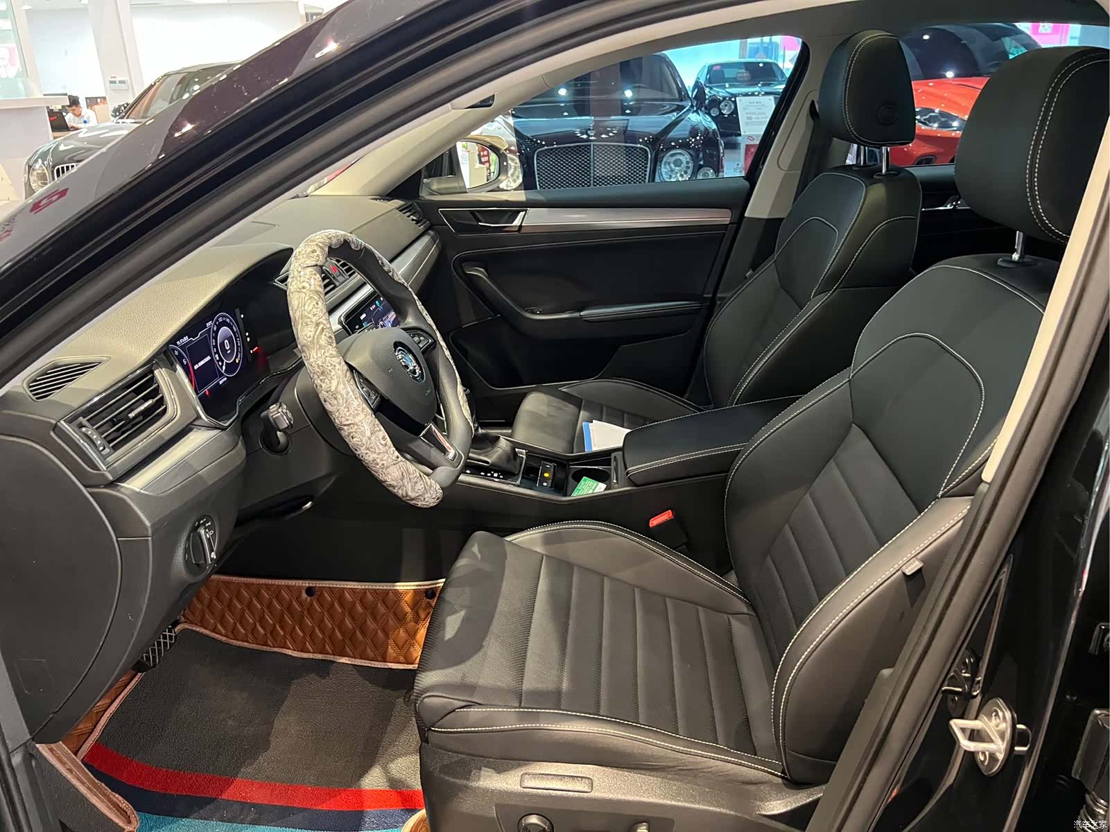 Skoda Superb, 2023 7