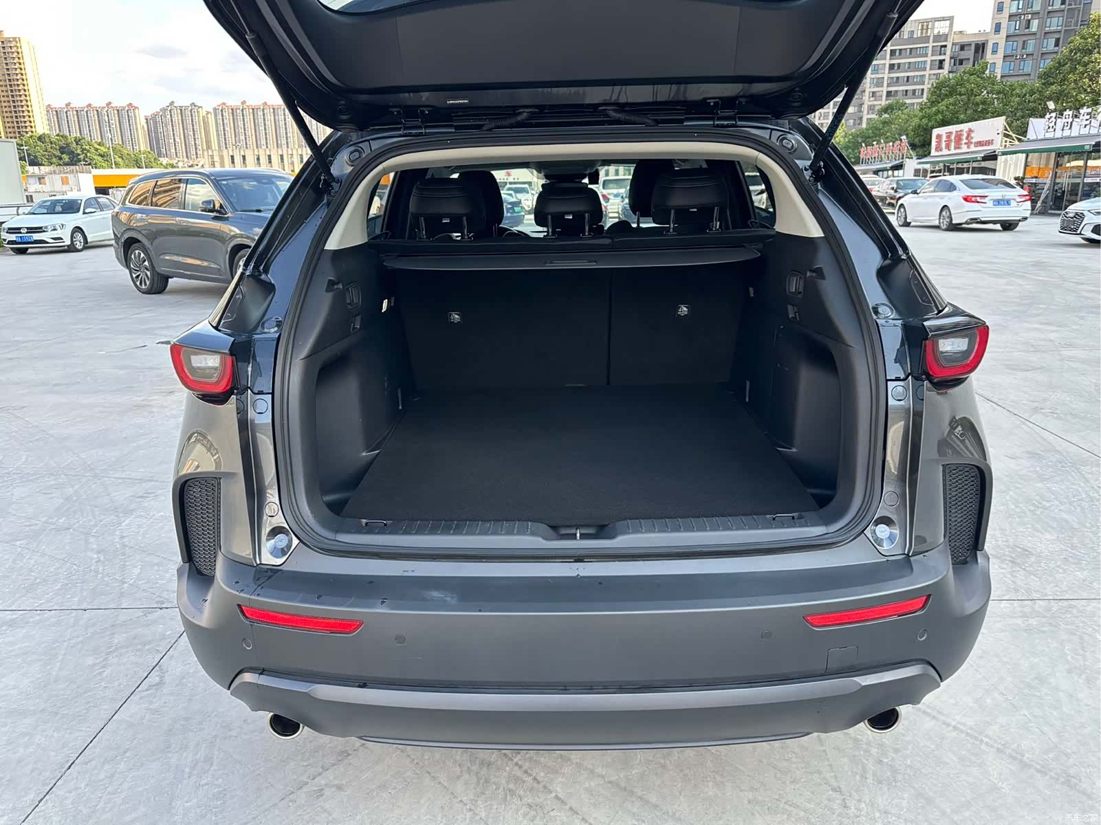 Mazda CX-50, 2023 21