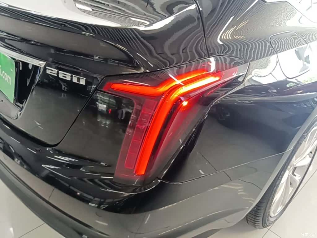 Cadillac CT5, 2023 8