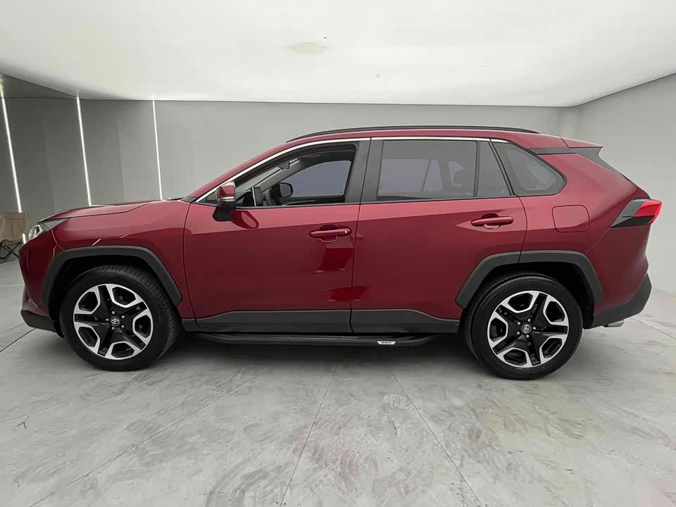 Toyota RAV4 Rongfang