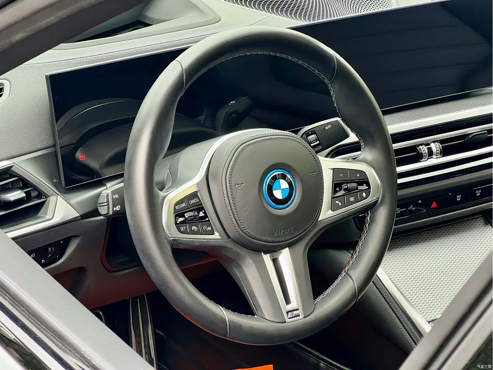 BMW i4, 2023 12