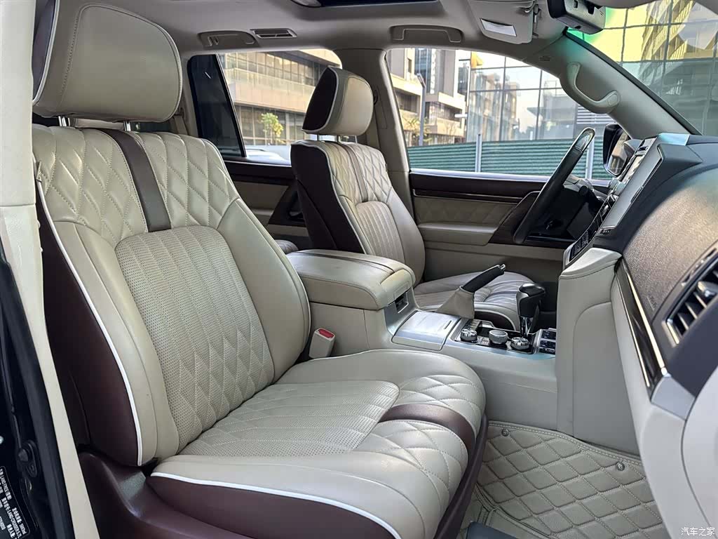 Toyota Land Cruiser, 2020 29