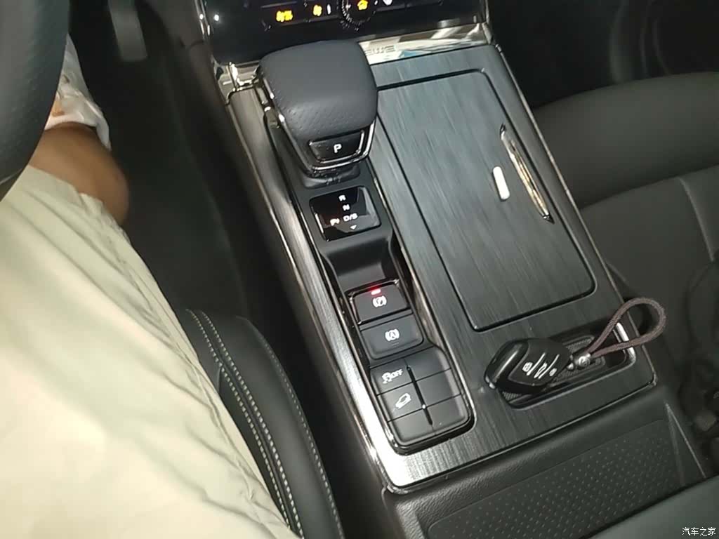 Roewe RX5, 2024 14