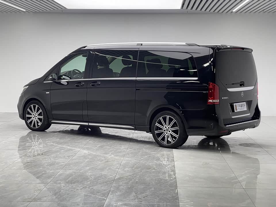 Mercedes-Benz V-class Mercedes-Benz V-class