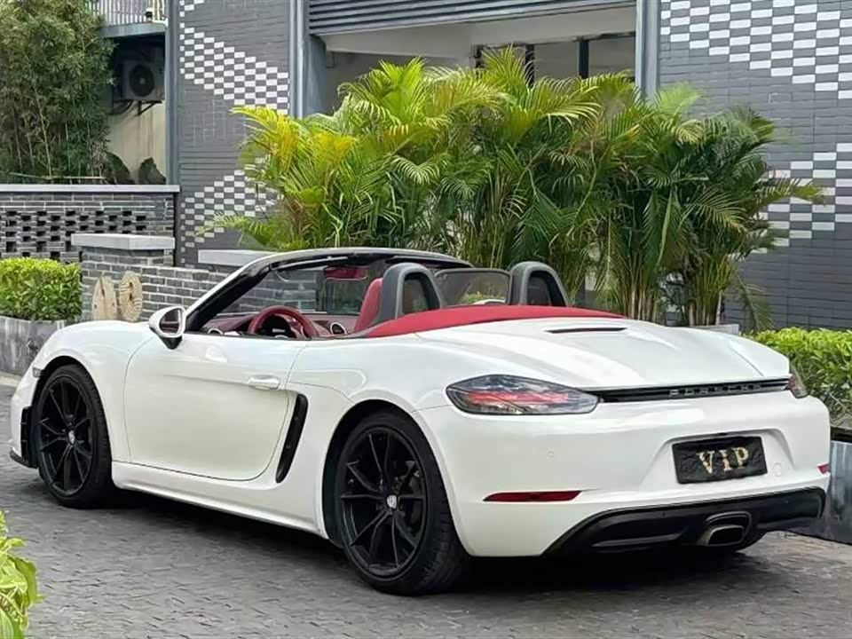 Porsche 718