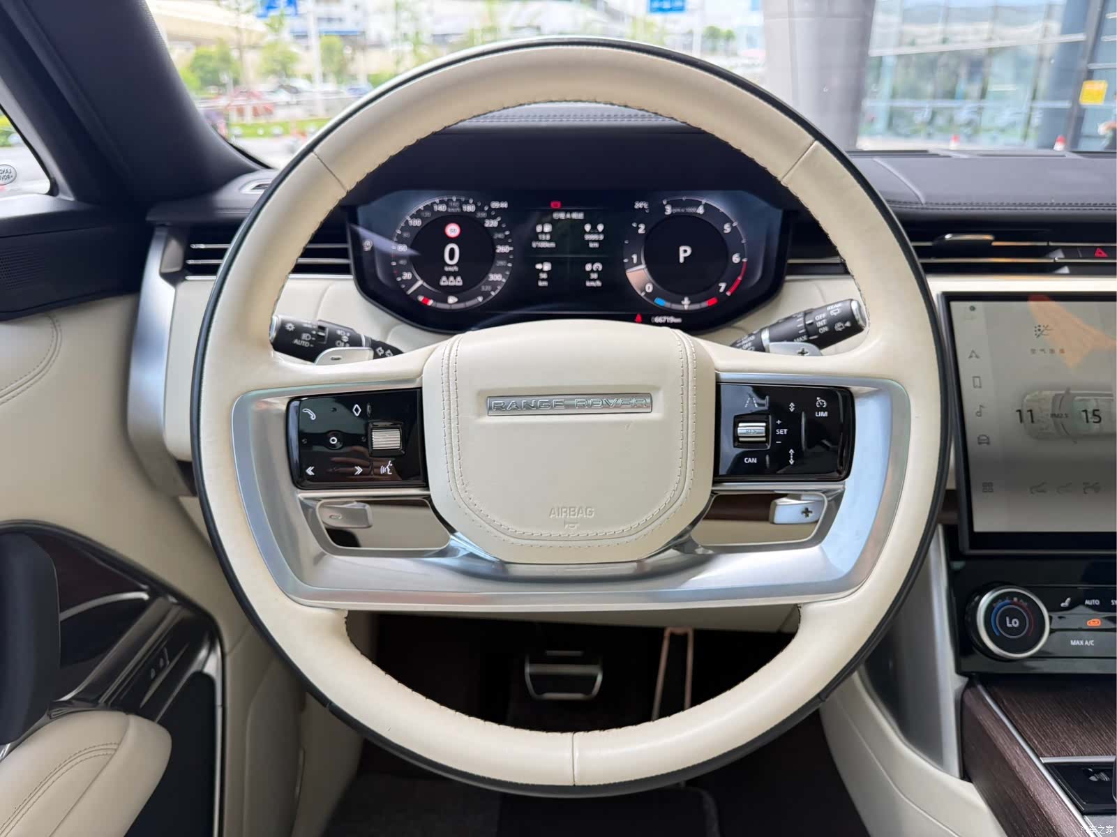 Land Rover Range Rover, 2023 16