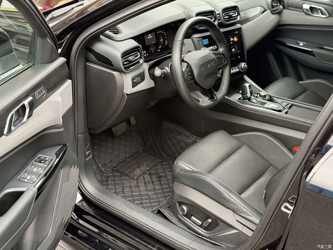 Lynk & Co 02, 2020 7