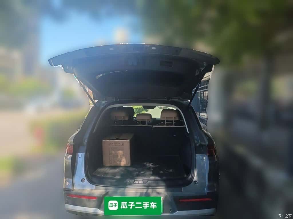BYD Song, 2025 10