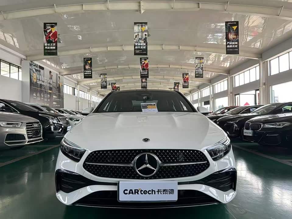Mercedes-Benz Class A Mercedes-Benz Class A