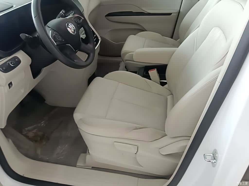 Buick GL8, 2024 11