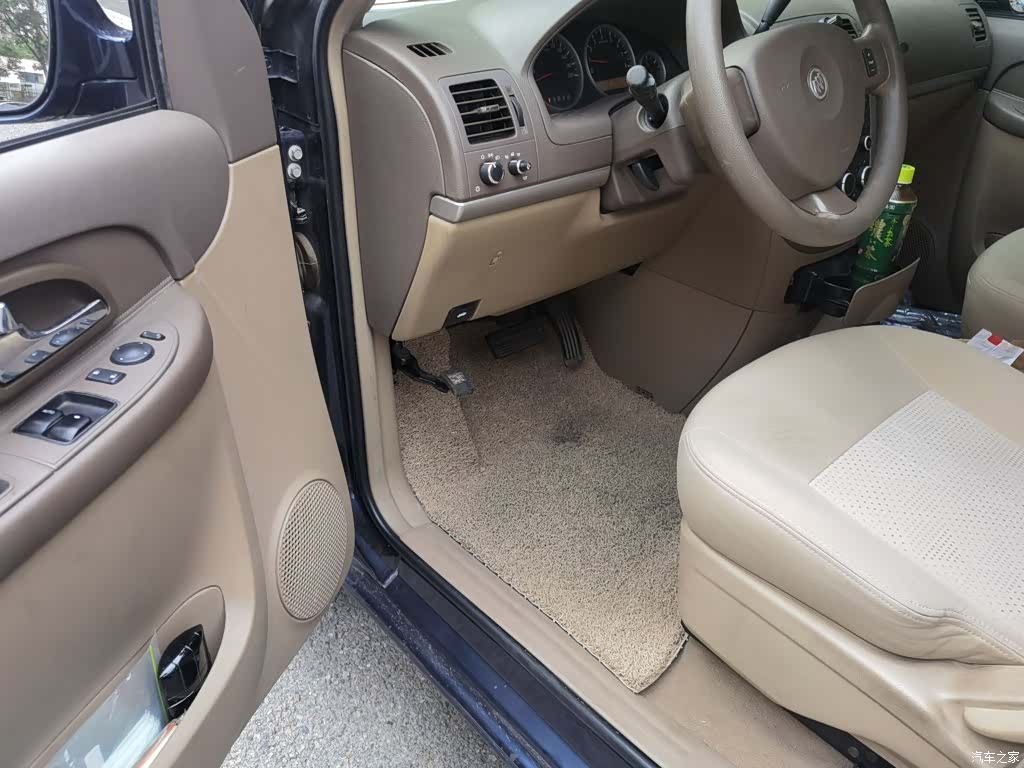 Buick GL8, 2015 14