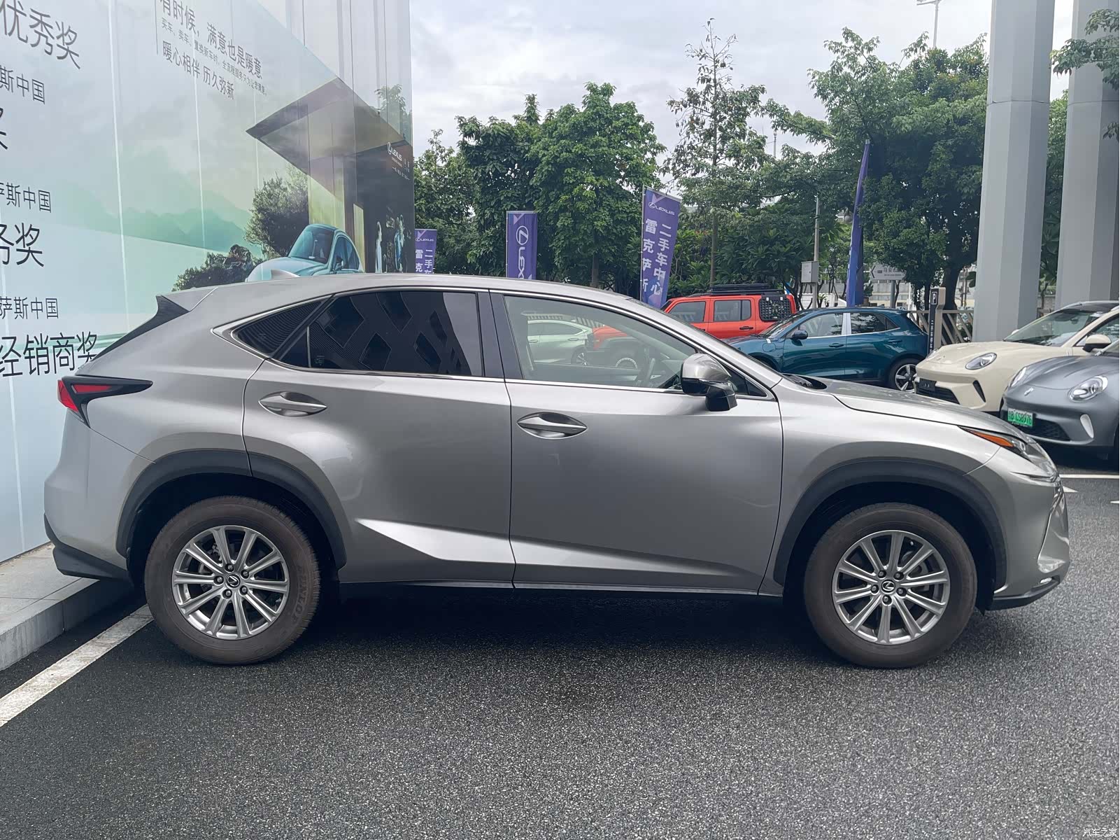 Lexus NX, 2018 11