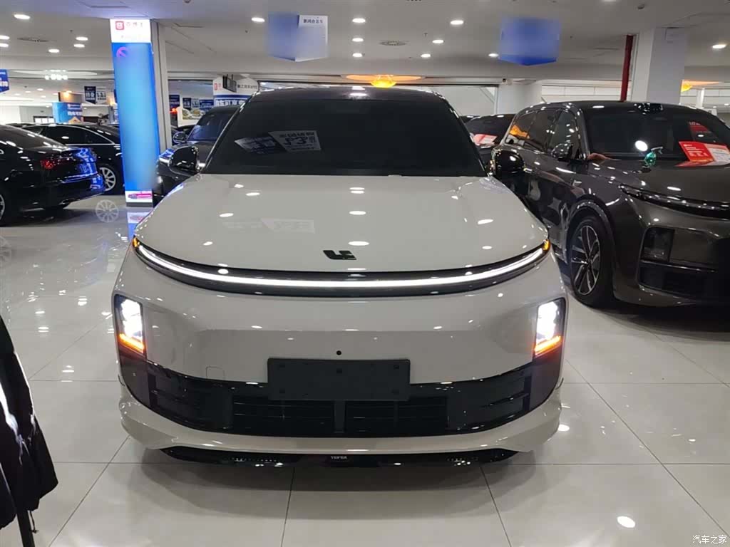 Li Auto L6, 2024 3