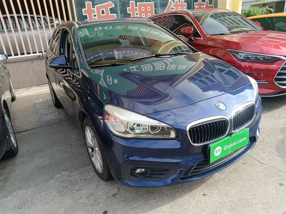 BMW 2 series station wagon