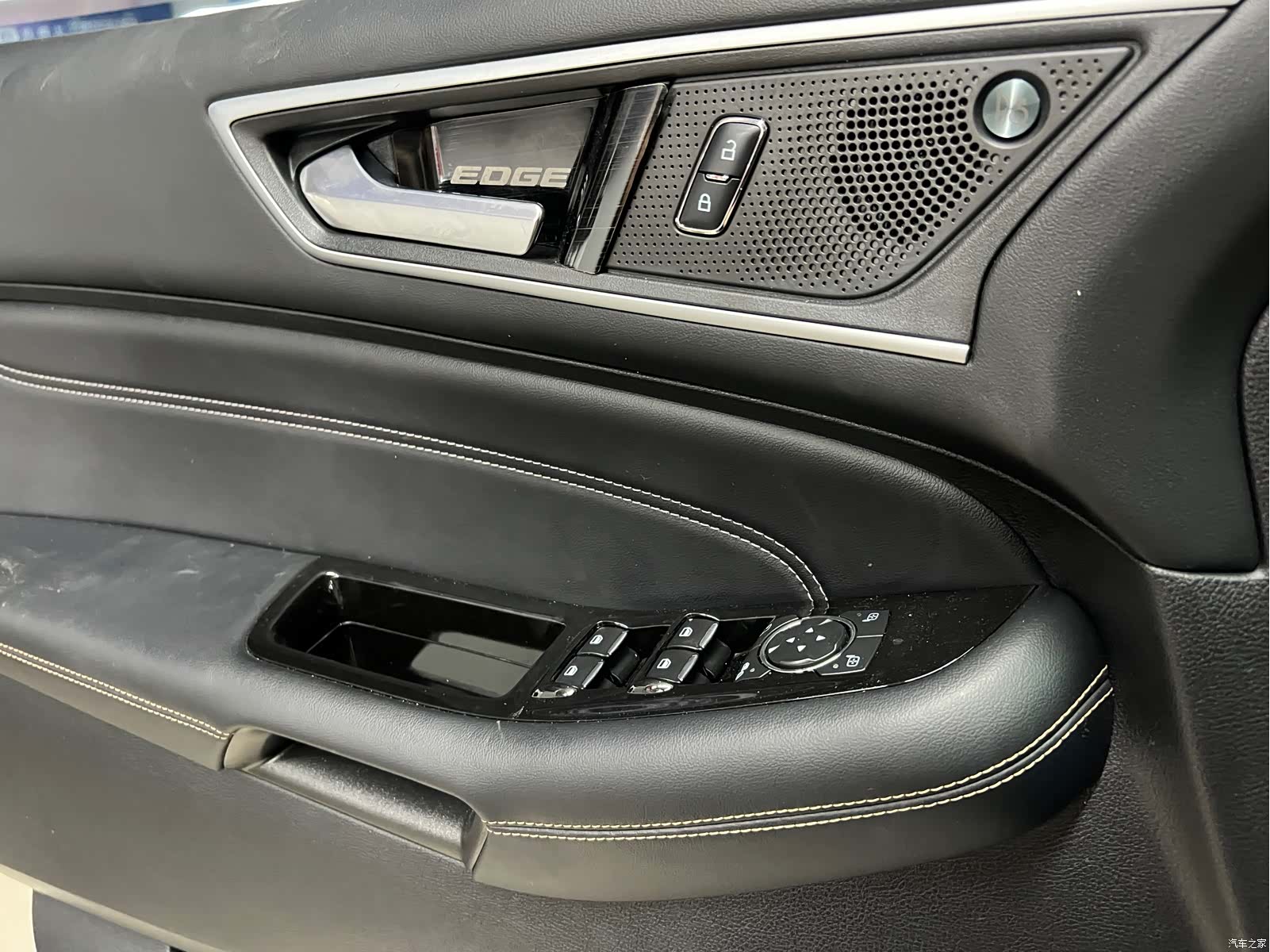 Ford Edge, 2022 14