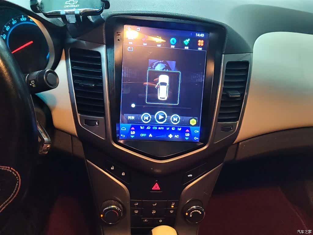 Chevrolet SE, 2016 13