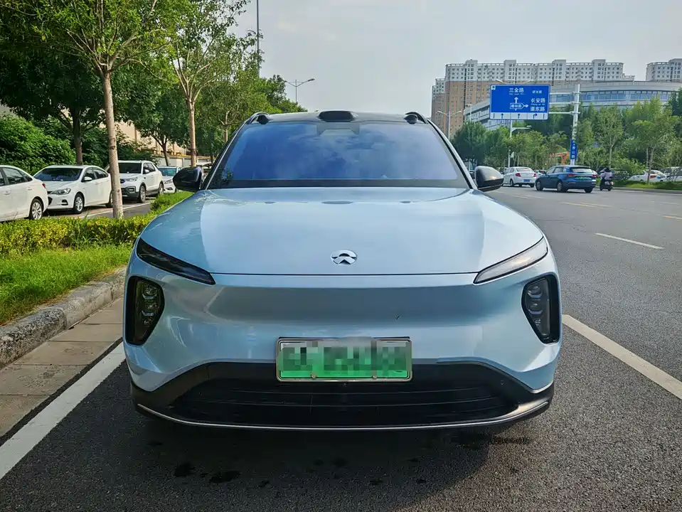 NIO ES6