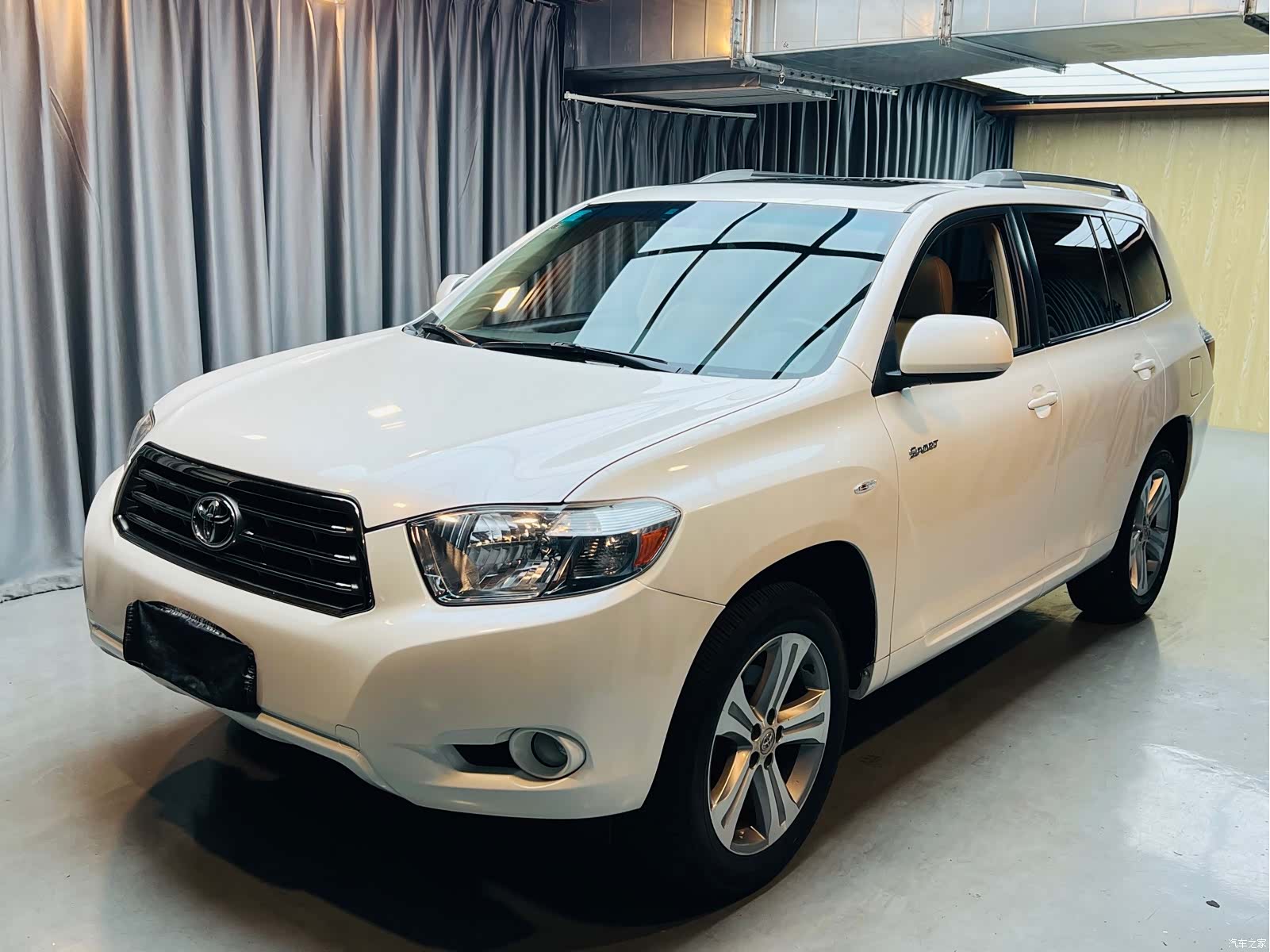 Toyota Highlander, 2009 1