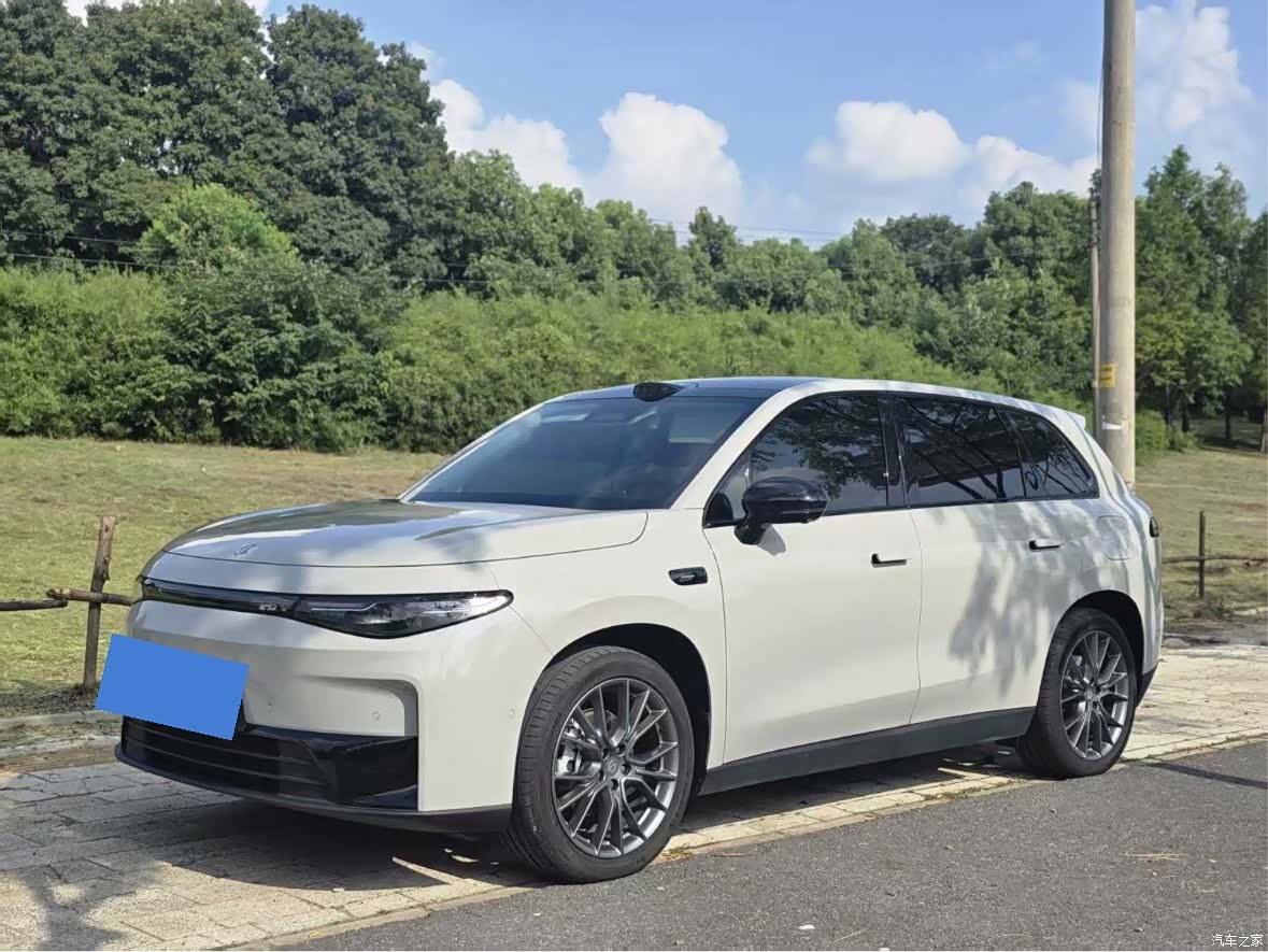 Leapmotor C10, 2025 1