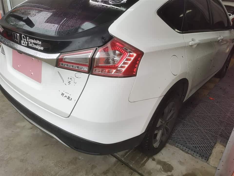 Luxgen Excellent 6 SUV