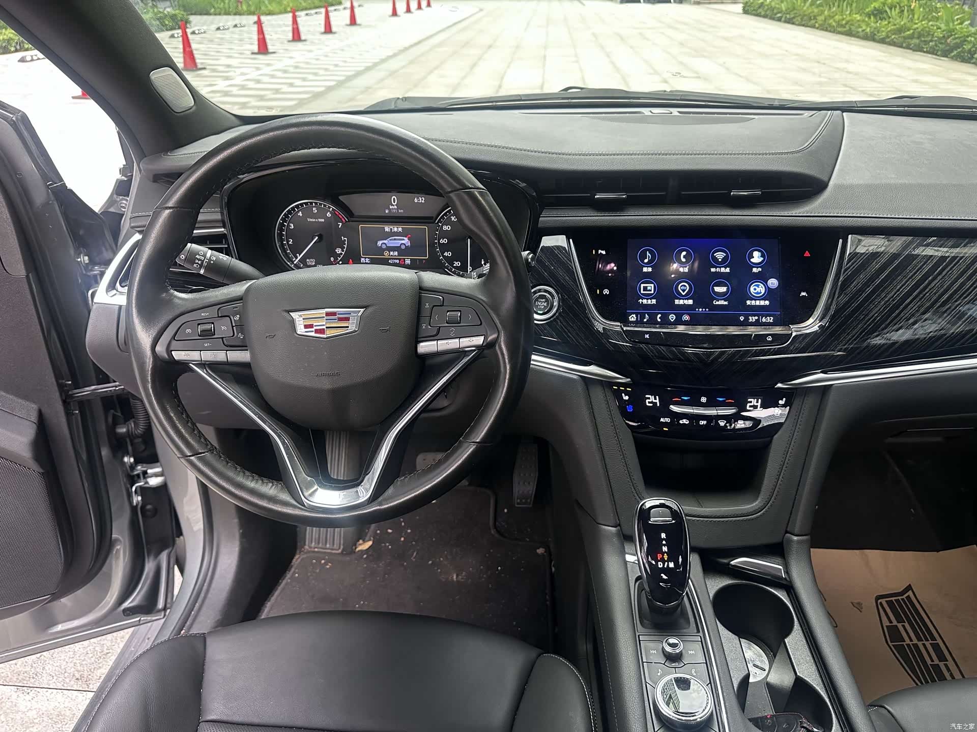 Cadillac XT6, 2023 19