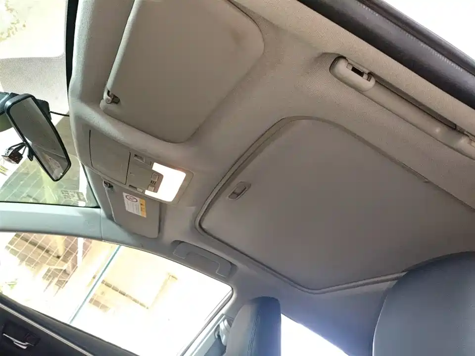 Toyota Corolla dual engine E+