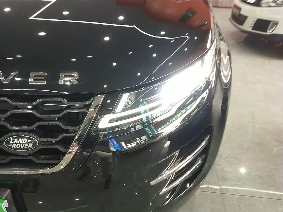 Land Rover Range Rover Aurora