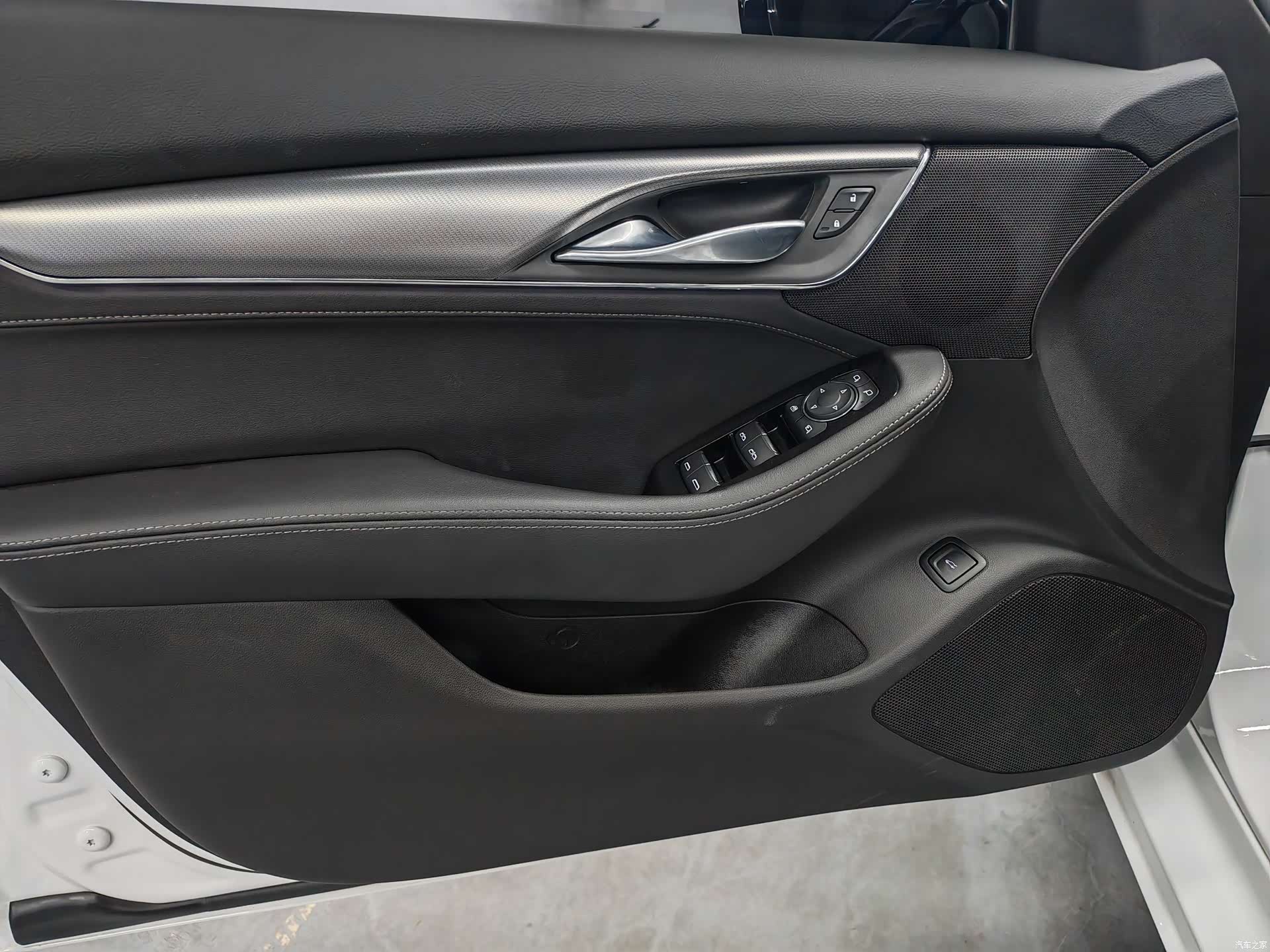 Cadillac CT5, 2022 11