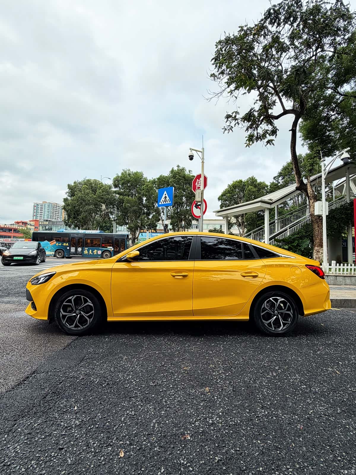 MG MG5, 2023 4
