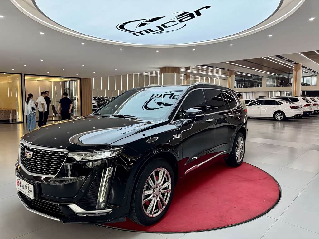 Cadillac XT6
