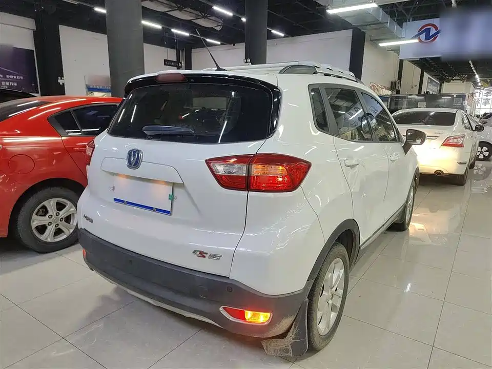 Changan CS15