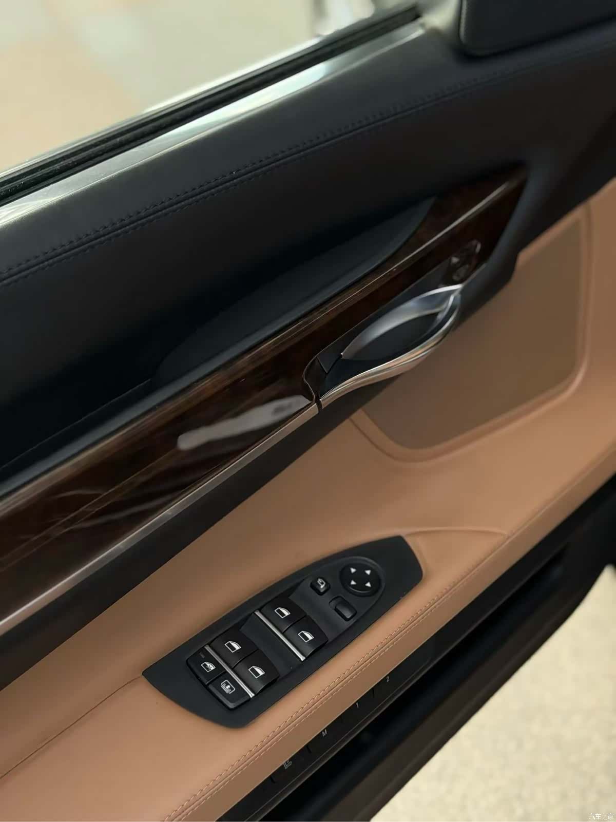 BMW 7 Series, 2011 20