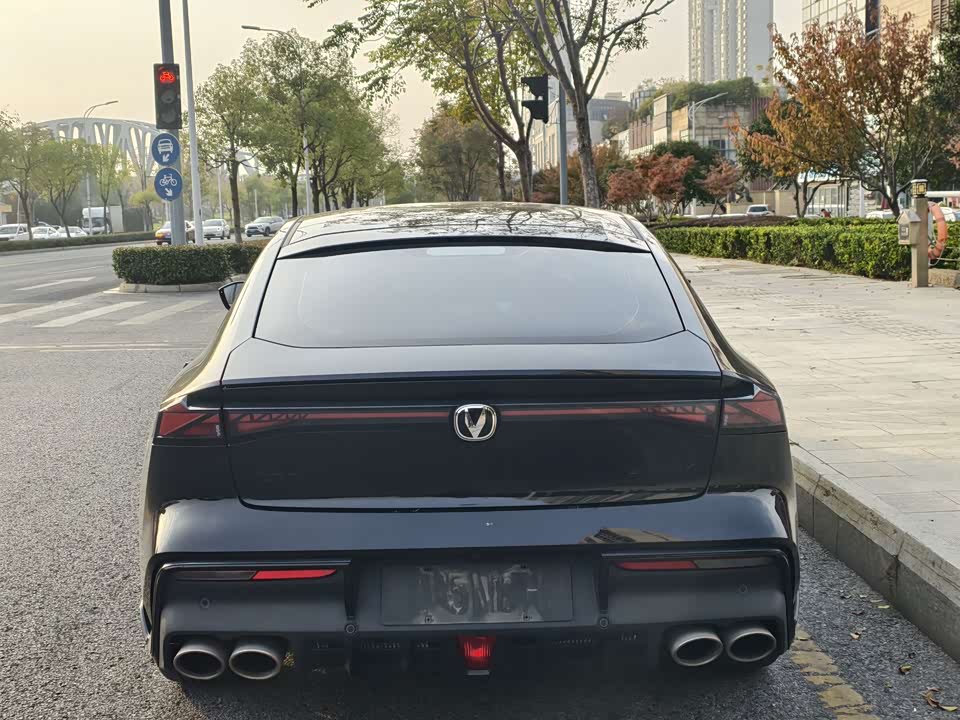Changan UNI-V