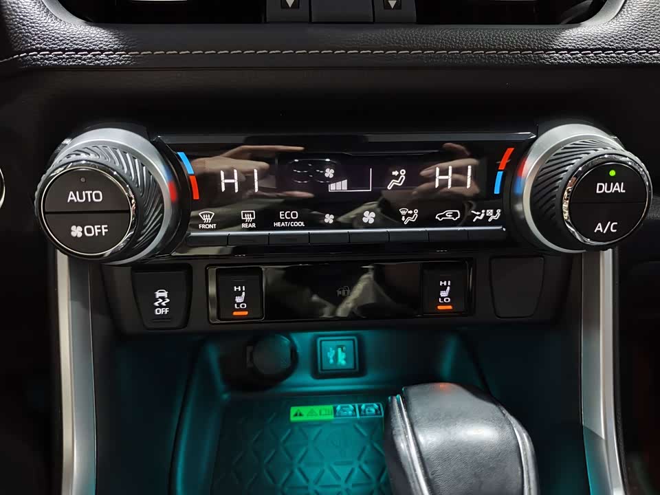 Toyota RAV4 Rongfang