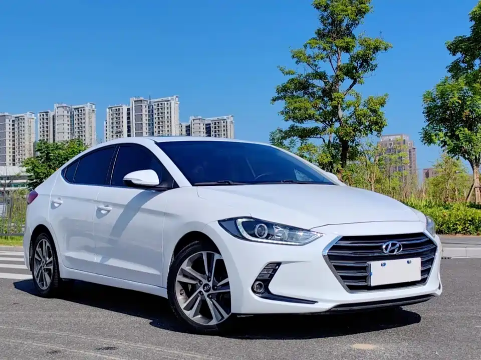 Hyundai Lead