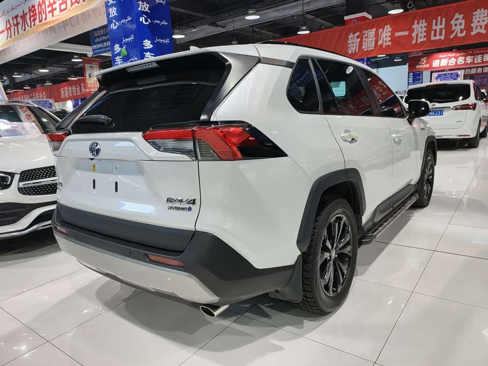 Toyota RAV4 Rongfang