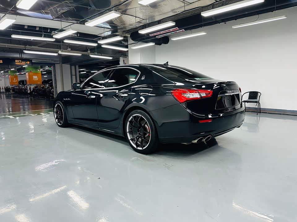 Maserati Ghibli Maserati Ghibli