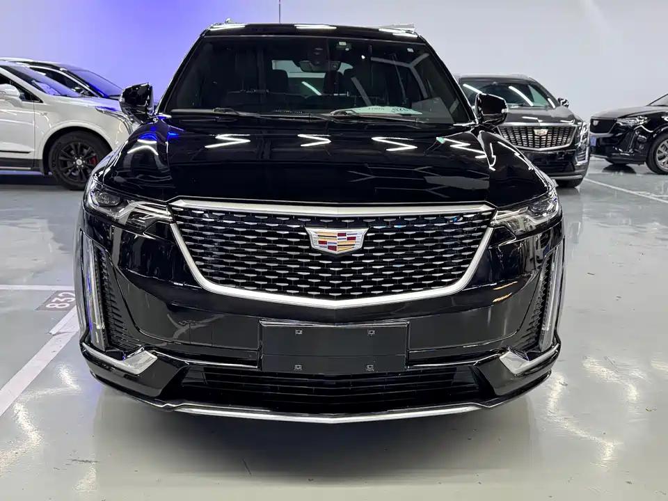 Cadillac XT6