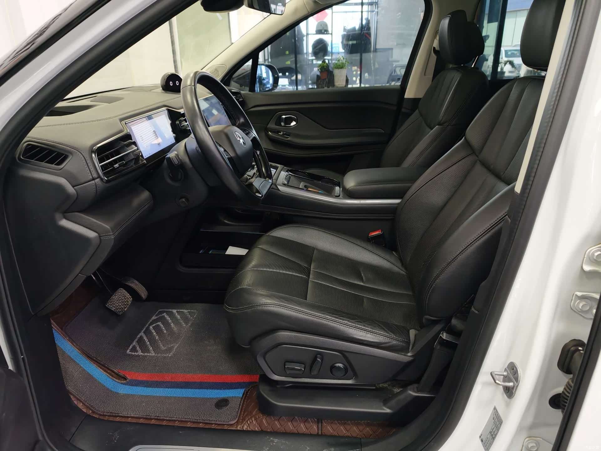 NIO ES8, 2019 6