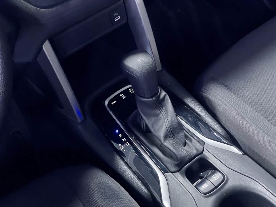 Toyota Corolla Sharp amplifier