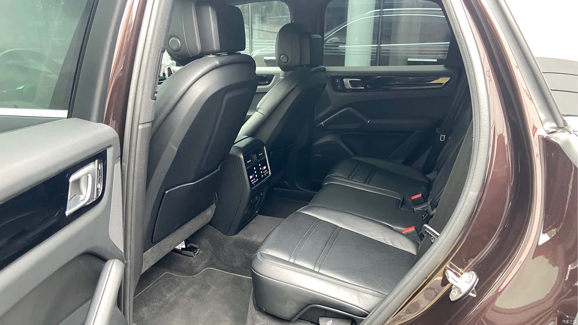 Porsche Cayenne, 2022 11