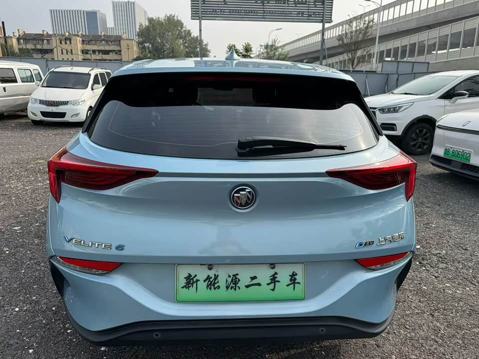 Buick Slightly blue 6