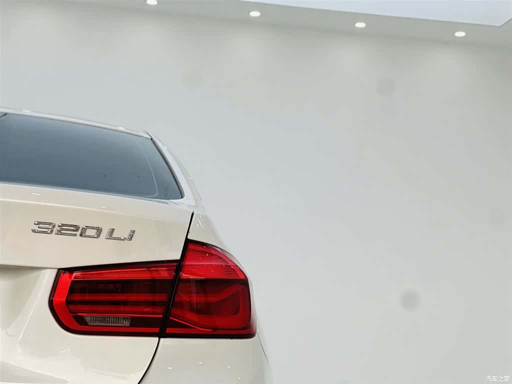 BMW 3 Series, 2018 11