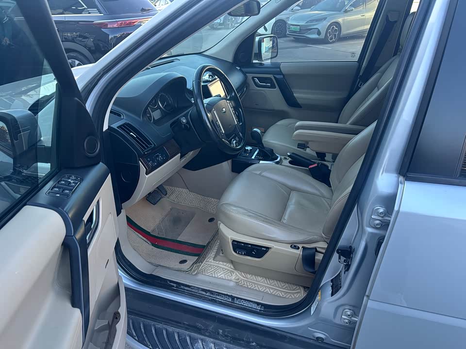 Land Rover Freelander 2