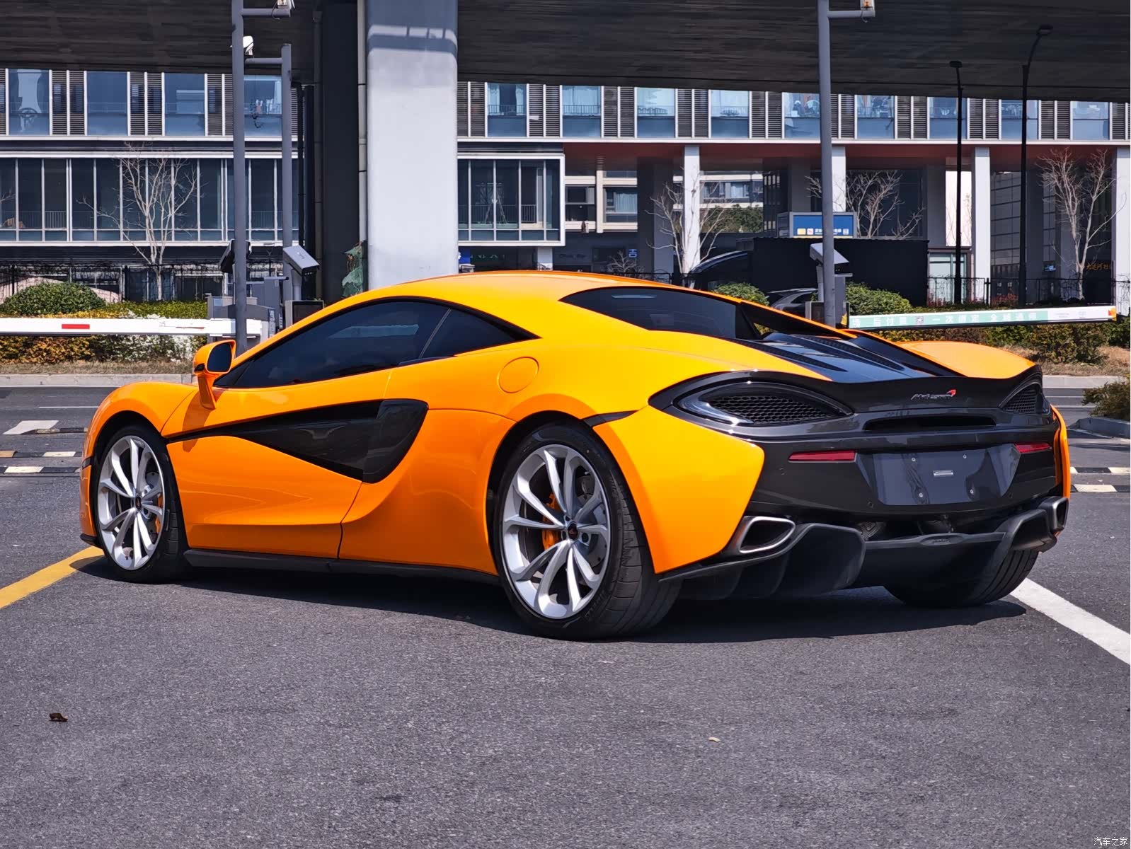 McLaren 540C, 2017 7