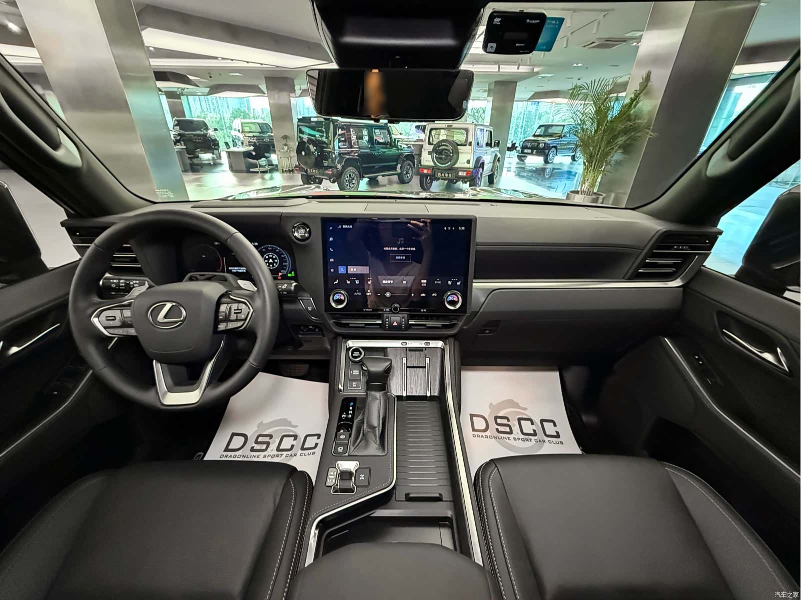 Lexus GX, 2026 12